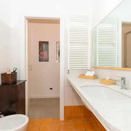 Porta Nuova Comfy Studio Turin